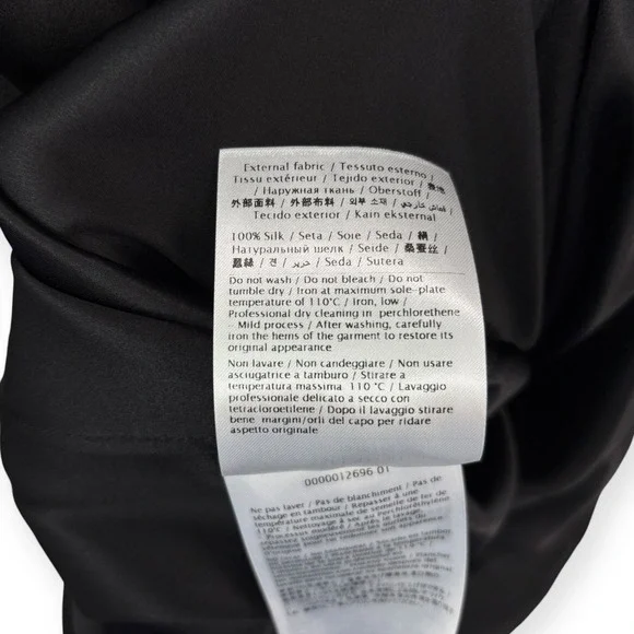 NWT Valentino Garavani Black Silk Satin Gown Le Noir Fall 24 $11,500 - Size US 8 - Picture 15 of 16